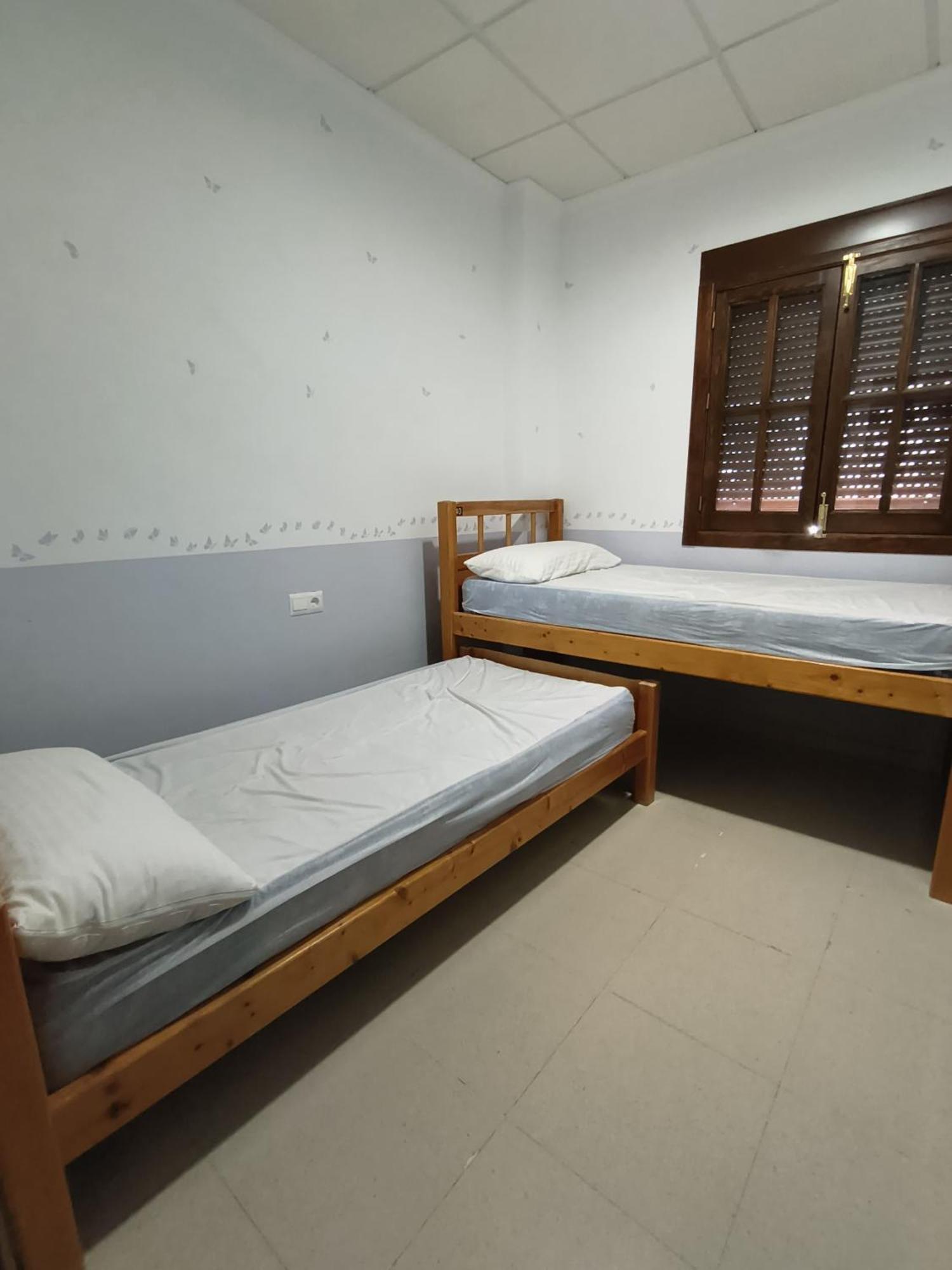 Albergue Las Moreras Монестерио Екстериор снимка